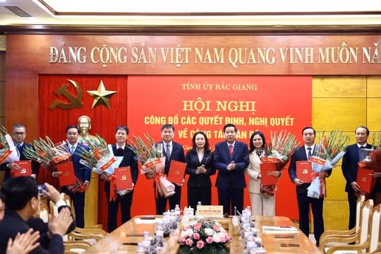Bắc Giang bổ nhiệm nhiều lãnh đạo chủ chốt