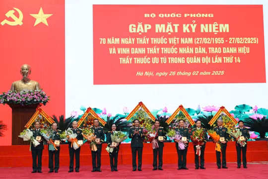 Các thế hệ thầy thuốc Quân y luôn xứng với niềm tin yêu của Đảng, Nhà nước và Nhân dân
