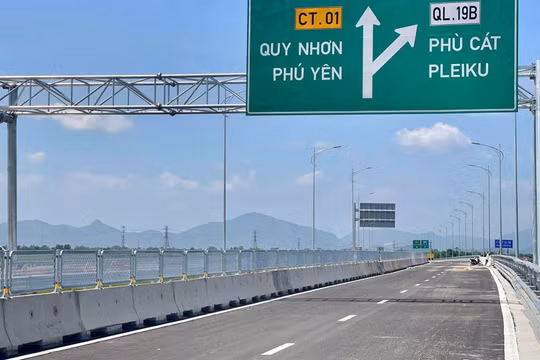 Khẩn trương chuẩn bị Lễ khánh thành, khởi công các công trình lớn chào mừng Đại hội Đảng lần thứ XIV