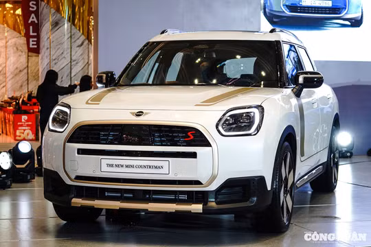 MINI Countryman S 2025 giá gần 2,6 tỷ đồng