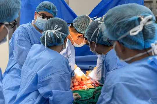 Quân nhân được cứu sống nhờ được ghép tạng từ người chết não