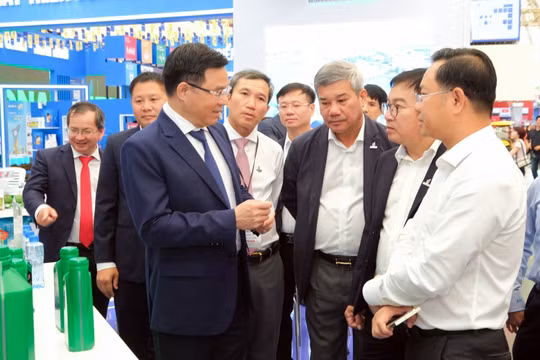 Người thuyền trưởng đưa Petrovietnam vượt qua sóng cả