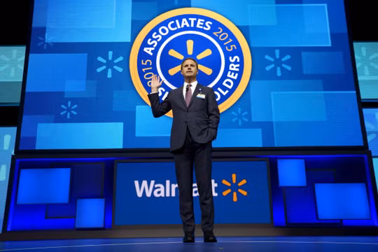 CEO Walmart nghỉ hưu, quyền lực chuyển giao cho lãnh đạo mảng kinh doanh tại Mỹ