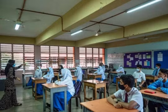 Khoảng 6.000 học sinh Malaysia nhiễm cúm, nhiều trường học tạm đóng cửa