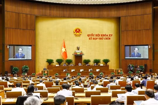 Quốc hội thông qua chính sách đặc biệt tạo đột phá trong xây dựng, thi hành pháp luật