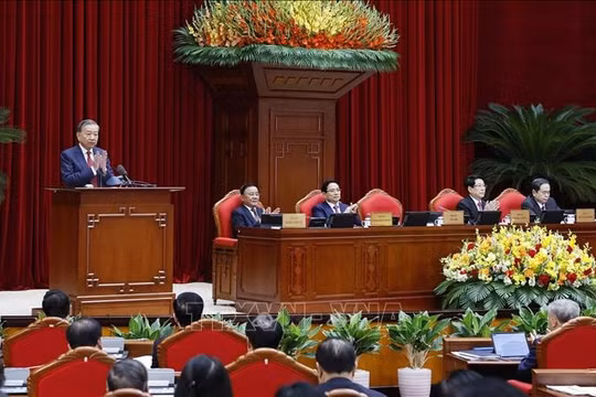 Trung ương thực hiện quy trình giới thiệu nhân sự tham gia Bộ Chính trị, Ban Bí thư khóa XIV