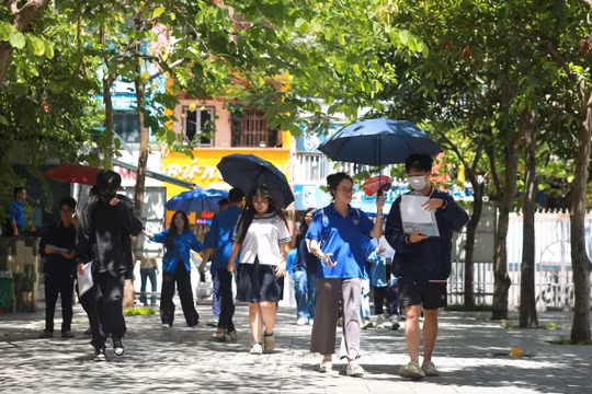 Đáp án đề thi tốt nghiệp THPT 2025 môn Hóa học, mã đề 0329 (tham khảo)