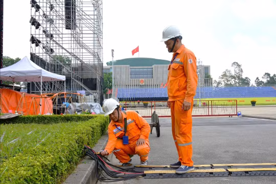 Những người thầm lặng góp sức vào thành công của đại lễ 80 năm Quốc khánh