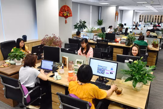 Quảng cáo không còn là trụ cột, báo chí tìm đến chiếc phao độc giả
