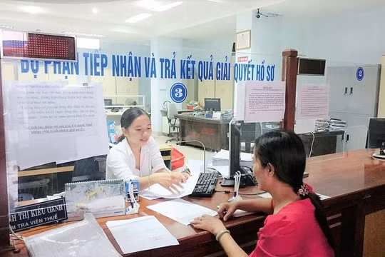 Không yêu cầu cá nhân, tổ chức nộp lại thông tin đã có trong cơ sở dữ liệu