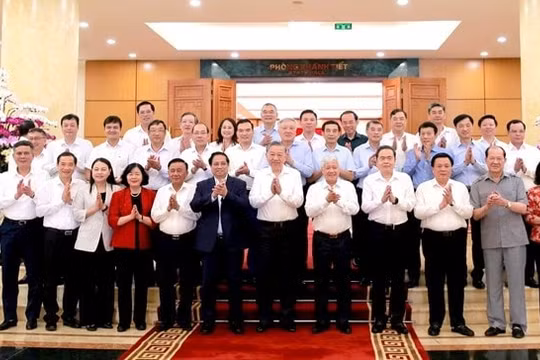 Bộ Chính trị, Ban Bí thư định hướng số lượng cấp phó của cơ quan, tổ chức trong hệ thống chính trị