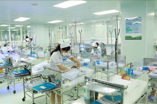 Bước ngoặt pháp lý trong chính sách dân số quốc gia
