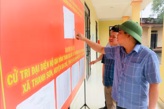 Chính sách hỗ trợ trưởng thôn, tổ trưởng tổ dân phố nghỉ việc khi sắp xếp bộ máy