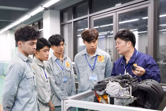 2 ngành dự đoán điểm chuẩn cao nhất trường Đại học Công nghiệp Hà Nội