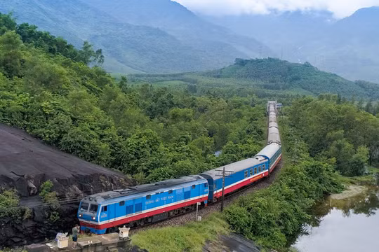 Lo mưa lũ do áp thấp nhiệt đới, Cục Đường sắt phát công điện khẩn