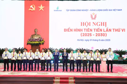 Petrovietnam: Thi đua là động lực vượt thách thức, giữ vững vai trò trụ cột và phát triển bền vững