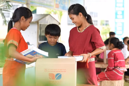 Lộ trình để học sinh cả nước sẽ học chương trình mới theo địa giới hành chính 2025