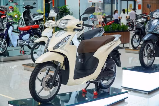 Đề xuất bãi bỏ mức thu lệ phí trước bạ 5% với xe máy đăng ký tại các thành phố
