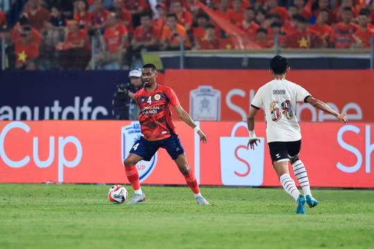 CAHN thắng ngược Makassar để vào chung kết ASEAN Club Championship