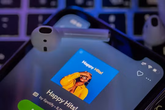 Spotify công bố lợi nhuận lần đầu tiên sau 16 năm