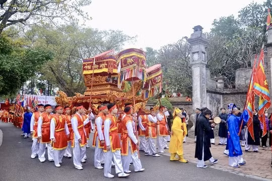 Các địa phương, cán bộ, công chức tuyệt đối không tổ chức và tham dự lễ hội tràn lan, lãng phí