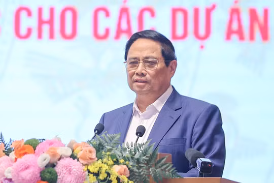 Thủ tướng: Xử lý dự án tồn đọng phải 'rõ đến đâu, làm đến đó', công minh, hiệu quả, nhân văn