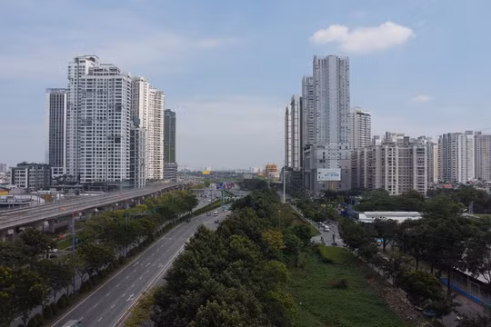 Làn sóng M&A bất động sản tăng tốc nửa đầu năm 2025, doanh nghiệp ngoại dẫn dắt đường đua