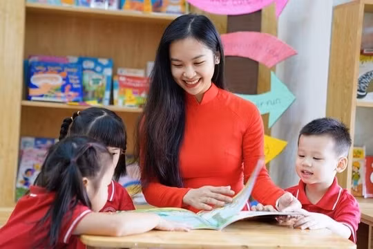 Đề xuất tăng phụ cấp tới 80% cho giáo viên mầm non
