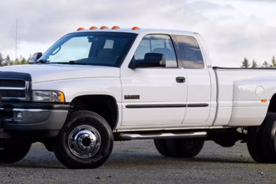 Xe diesel kéo khỏe hơn xe xăng: lý do nằm ở đâu?