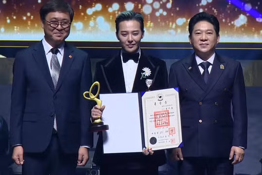 G-Dragon vinh dự được nhận Huân chương Văn hóa Hàn Quốc