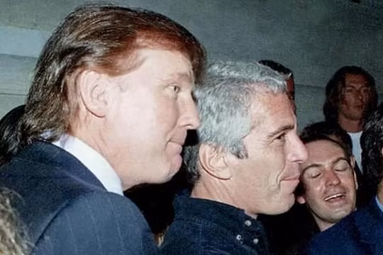 Ông Trump có tên trong loạt hồ sơ mới về Epstein, xuất hiện nhiều nghi vấn chỉnh sửa