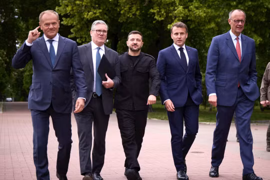 Châu Âu công bố gói cấm vận mới với Nga, khi hòa đàm Ukraine đang diễn ra