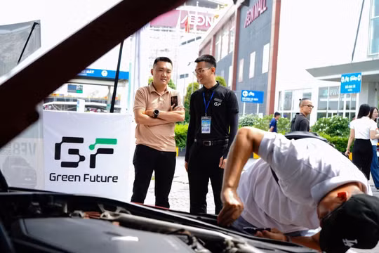 VinFast VF 8 “lướt” từ GF thuyết phục khách hàng nhờ giá bán tốt, quy trình chuyên nghiệp