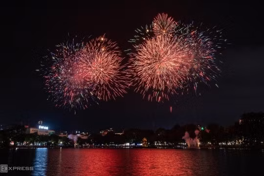 Hà Nội: Những điểm ngắm pháo hoa Tết Dương lịch 2026 lý tưởng