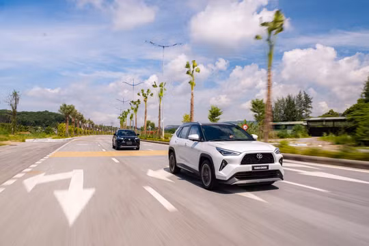 Xe bán chạy Toyota Yaris Cross giảm giá đến 38 triệu đồng