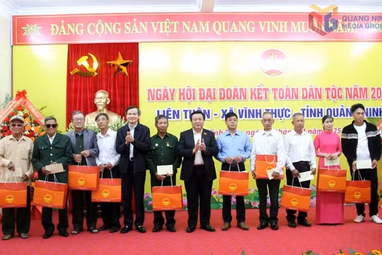 Mỗi người dân là một 'viên gạch nhỏ' xây dựng ngôi nhà chung giàu đẹp, nghĩa tình