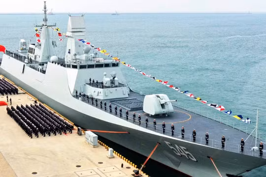 Trung Quốc tăng ngân sách quốc phòng thêm 7,2%