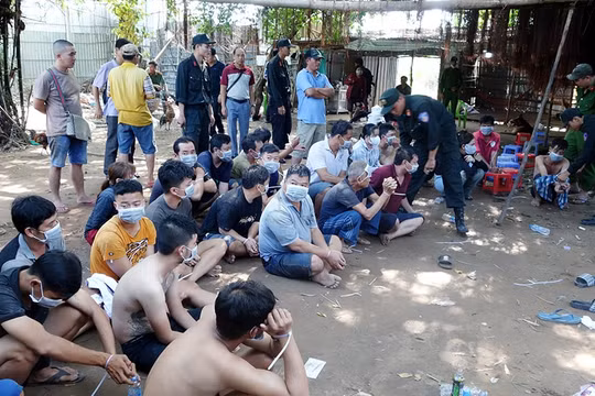 Khởi tố thêm 23 đối tượng trong vụ đánh bạc và tổ chức đánh bạc tại An Giang