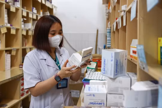 Kê đơn thuốc mạn tính 2-3 tháng không phải “cấp phát tùy ý”
