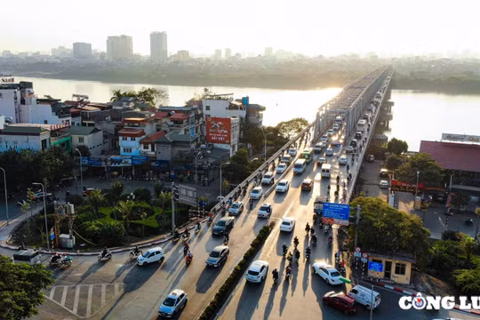 Hà Nội: Cho phép ô tô chở học sinh lưu thông qua cầu Chương Dương
