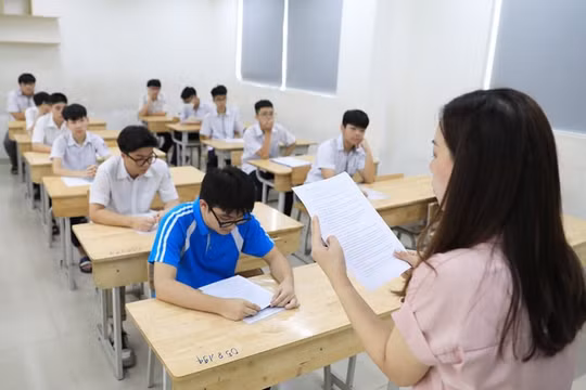 Liên tiếp các địa phương "chốt" môn thi thứ 3 tuyển sinh vào lớp 10 là tiếng Anh