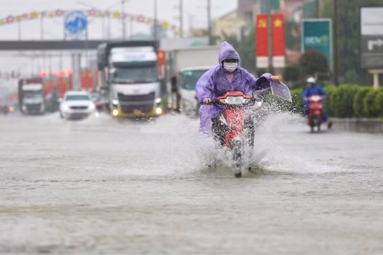 Dự báo thời tiết ngày 16/11: Trung Bộ bước vào đợt mưa lớn diện rộng