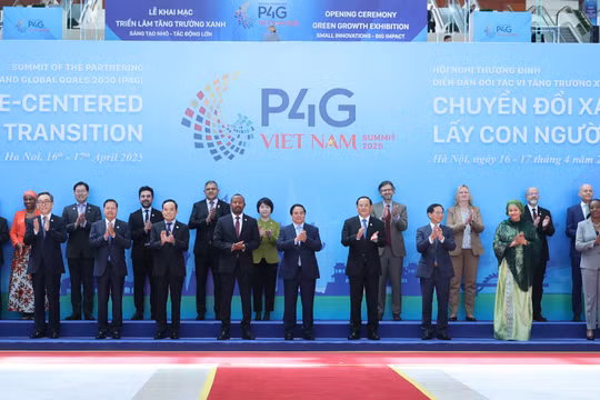 Thủ tướng Phạm Minh Chính chủ trì lễ đón các đoàn khách quốc tế dự Hội nghị Thượng đỉnh P4G
