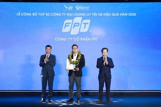 FPT đứng đầu trong Top 50 Công ty đại chúng uy tín và hiệu quả nhất Việt Nam 2025