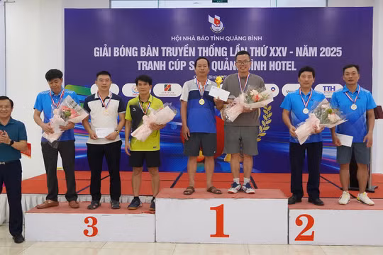 Giải bóng bàn Hội Nhà báo Quảng Bình 2025: Thành công, đoàn kết, lan tỏa tinh thần thể thao