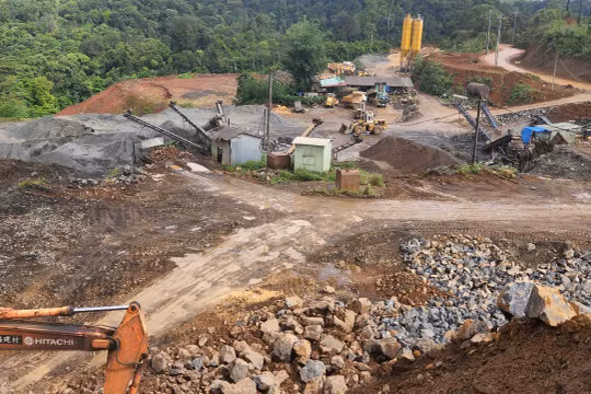 Tỉnh Kon Tum chỉ đạo khẩn trương làm rõ vụ việc mỏ đá hết hạn vẫn ngang nhiên hoạt động