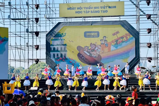 Sôi nổi Ngày hội 'Thiếu nhi Việt Nam – Học tập sáng tạo'