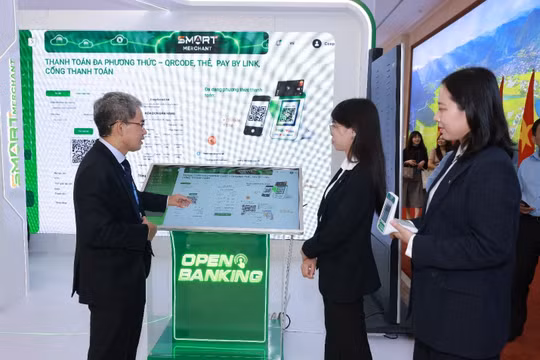 Giải tài chính số OCB nổi bật tại sự kiện chuyển đổi số ngành ngân hàng 2025