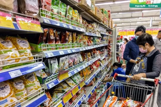 Chuyên gia cảnh báo thực phẩm siêu chế biến gây nguy hiểm cho sức khỏe toàn cầu