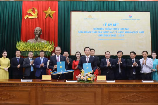 Vietnam Airlines “bắt tay” cùng tỉnh Đắk Nông xúc tiến du lịch, đầu tư, thương mại